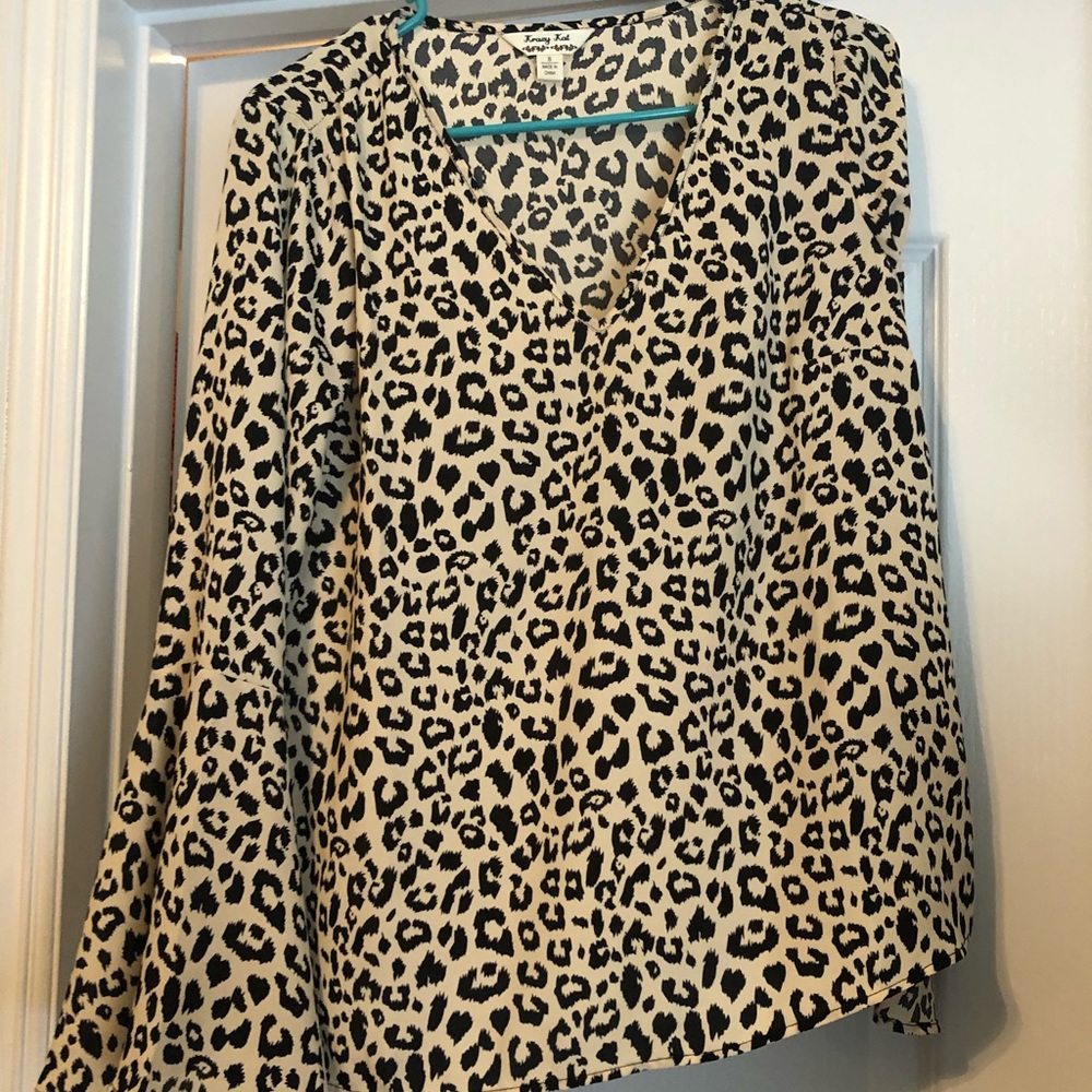 Leopard print top